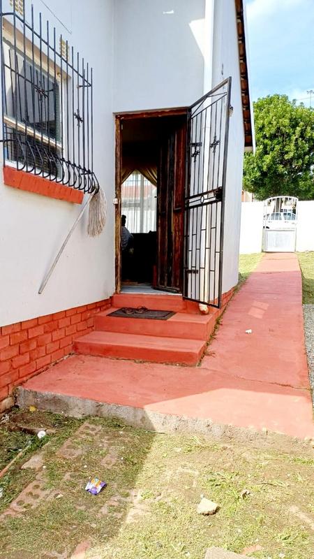 2 Bedroom Property for Sale in Mdantsane Nu 17 Eastern Cape